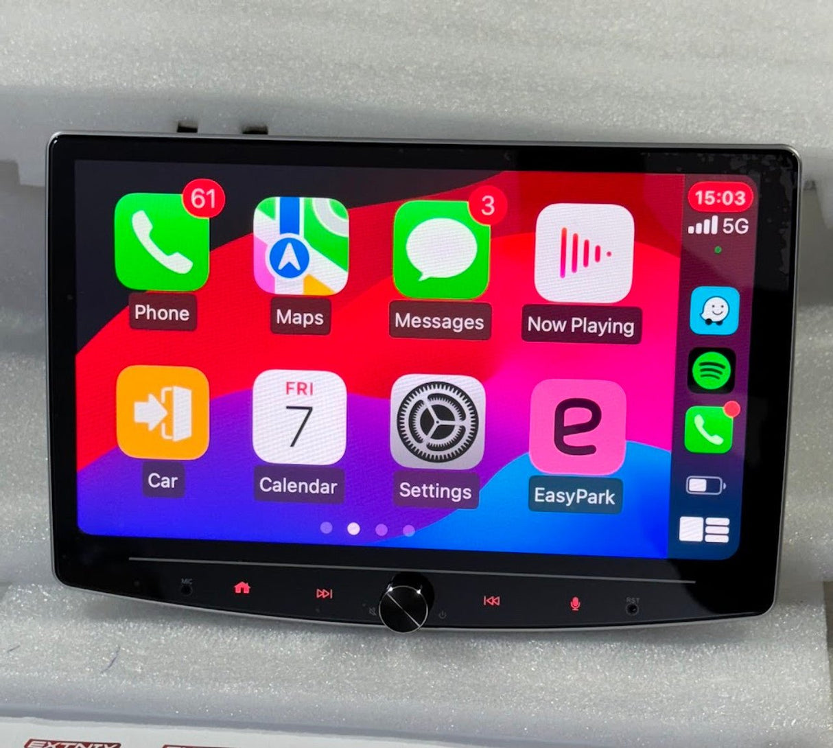 EXTNIX Universal 10" Rotatable Touch Screen Apple CarPlay Android Auto Infotainment System - EXTNIX