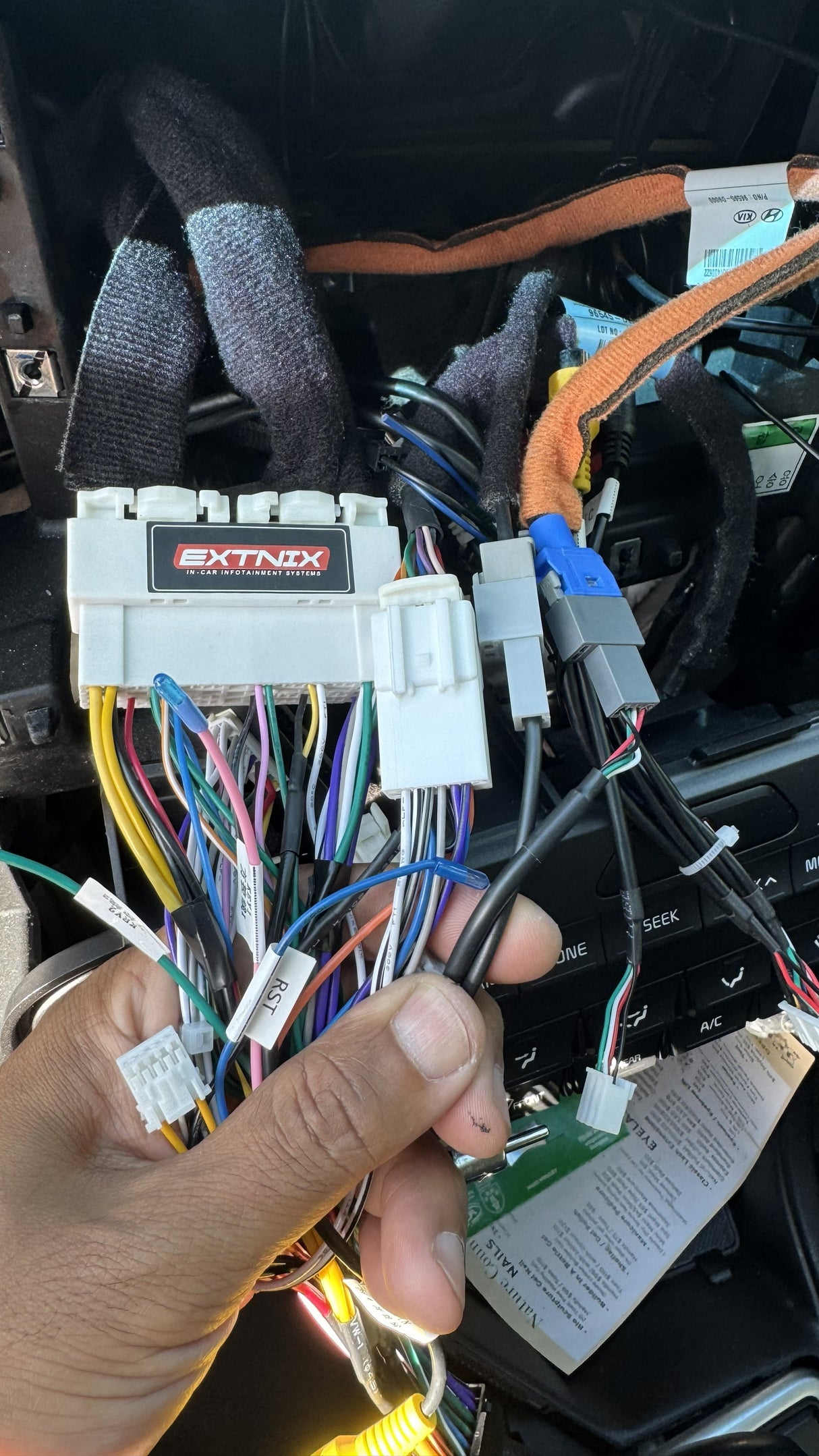 Extnix Wireless Apple Carplay Infotainment System for Kia Sportage 2015 -2018