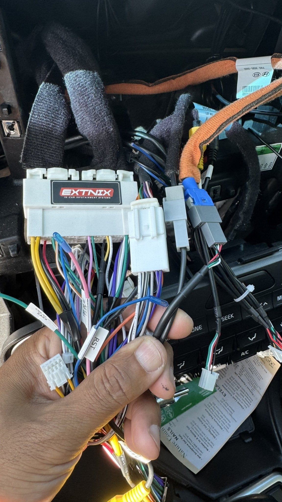 Extnix Wireless Apple Carplay Infotainment System for Kia Sportage 2015 - 2018 - EXTNIX