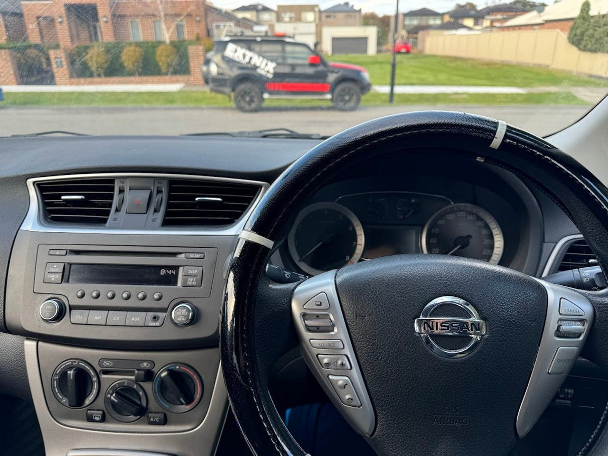 Nissan Pulsar (2012 - 2017) Plug & Play Head Unit Upgrade Kit: Wireless CarPlay & Android Auto - EXTNIX