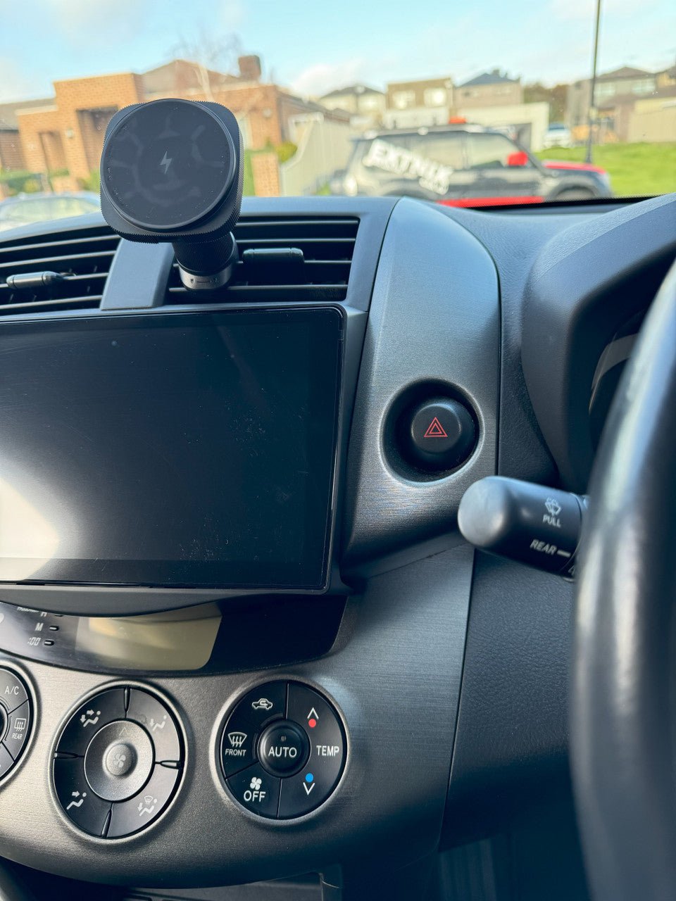 Premium Wireless CarPlay Android Auto Head Unit Toyota RAV4 2006 - 2011 | Extnix - EXTNIX