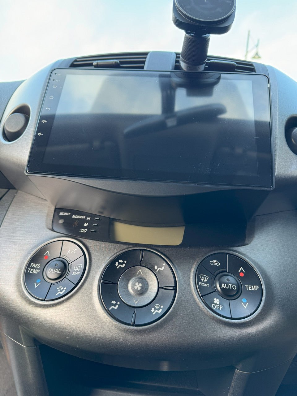 Premium Wireless CarPlay Android Auto Head Unit Toyota RAV4 2006 - 2011 | Extnix - EXTNIX