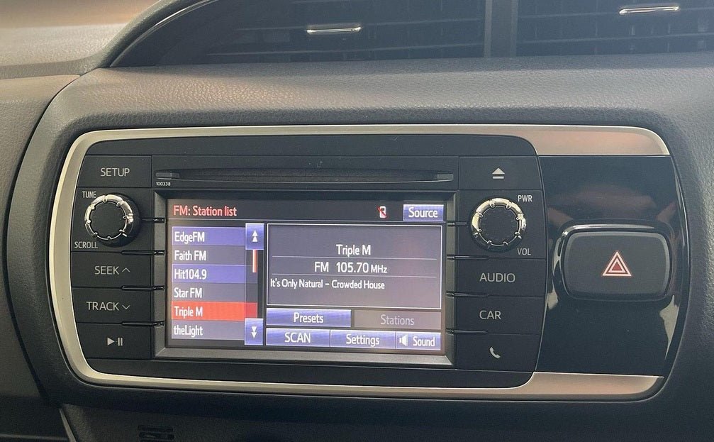 Extnix Wireless Apple CarPlay Android Auto Infotainment System to suit Toyota Yaris 2014 - 2017 - EXTNIX